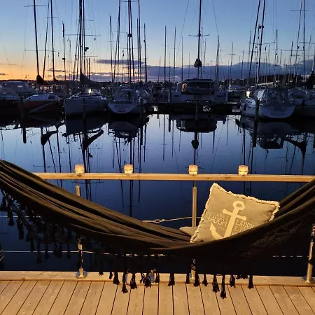 Boie - Stern Hausboot * Egernsund